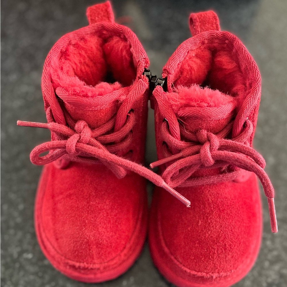 UGG Neumel II toddler boots